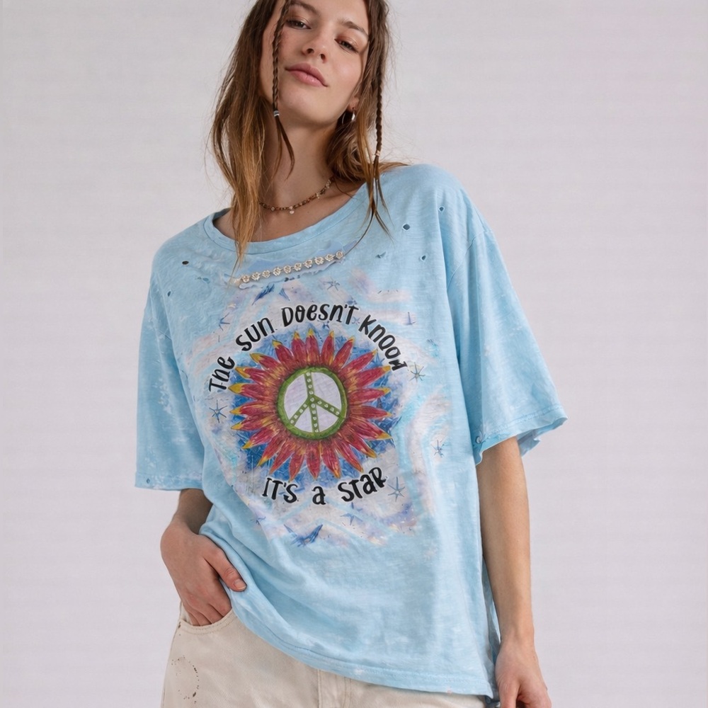 A RARE BIRD THE SUN DOESN'T KNOW ITS A STAR TEE - Picture 9 of 9